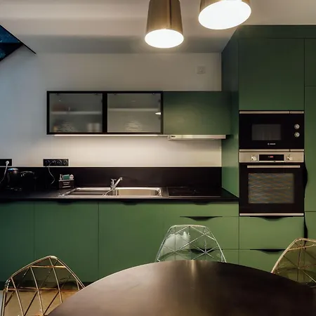 L Atelier Les Garennes-Sur-Loire