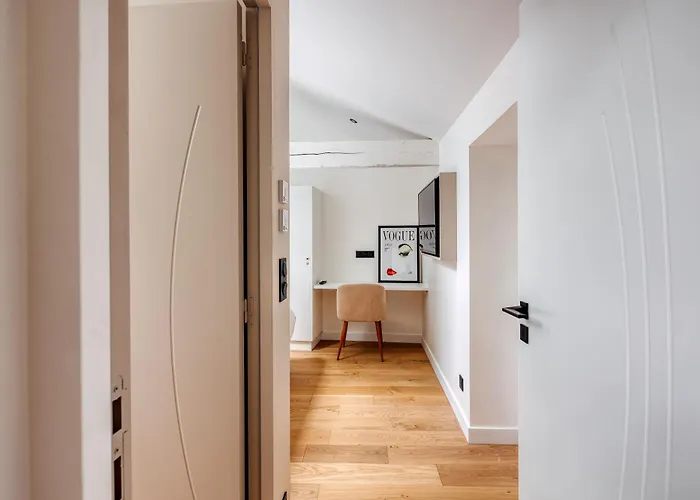 L Atelier * Les Garennes-Sur-Loire