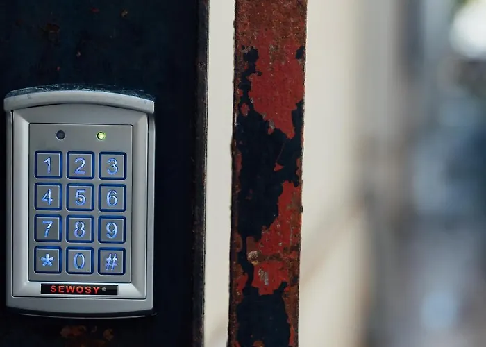 L Atelier Les Garennes-Sur-Loire