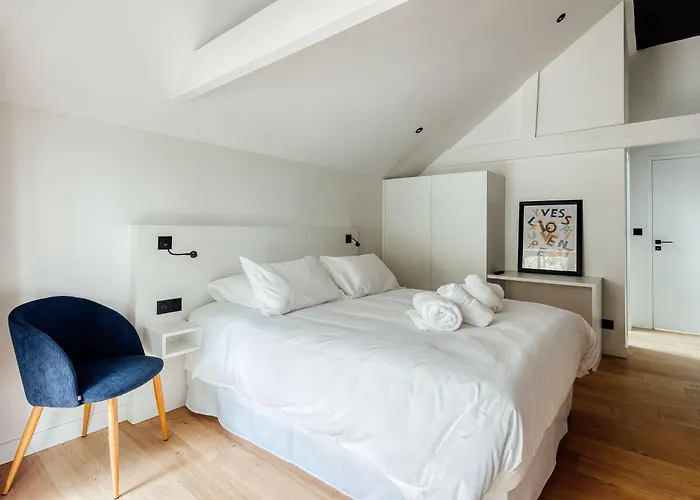 L Atelier * Les Garennes-Sur-Loire